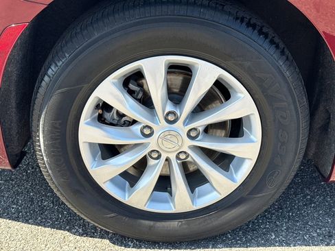 Used 2019 Chrysler Pacifica Touring-L FWD image 17