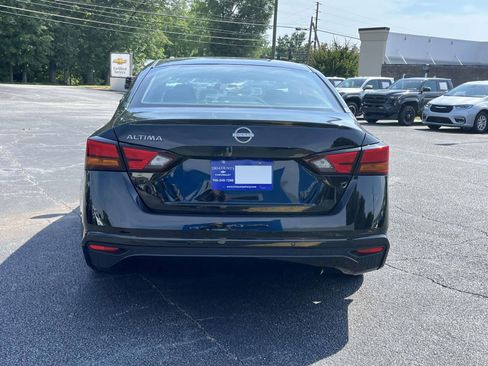 Used 2024 Nissan Altima 2.5 S FWD image 4