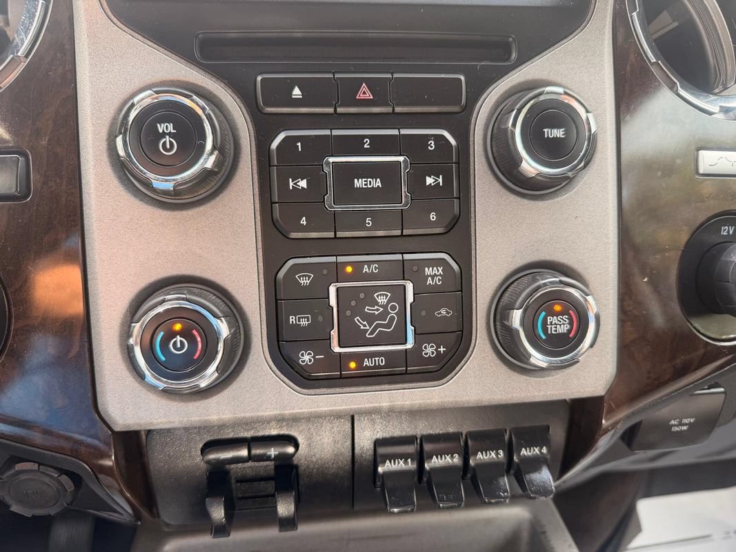 Used 2015 Ford F350 Platinum AWD/4WD image 25