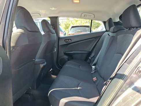Used 2022 Toyota Prius Prime LE image 10