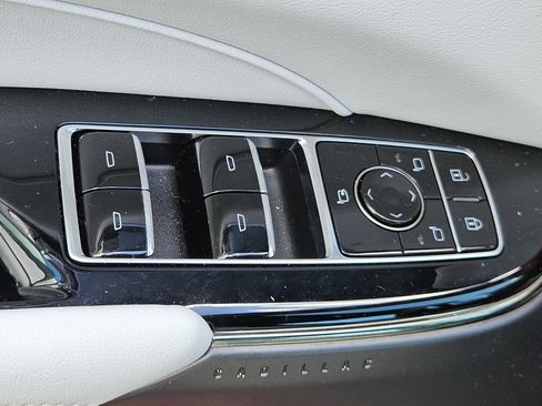 New 2025 Cadillac Lyriq Sport RWD image 20