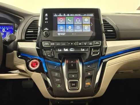 Used 2023 Honda Odyssey Touring image 21