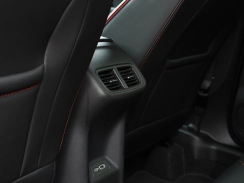 Used 2023 Buick Envision Essence w/ Sport Touring Package image 14