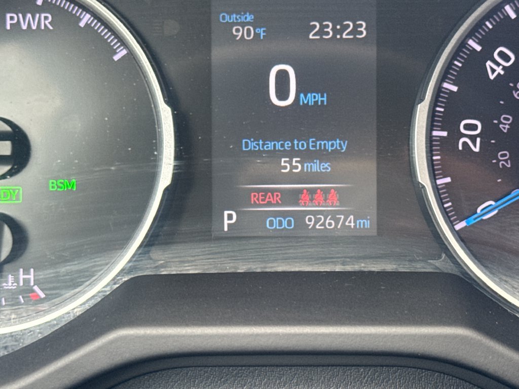 Used 2021 Toyota RAV4 XLE w/ Convenience Package AWD/4WD image 28