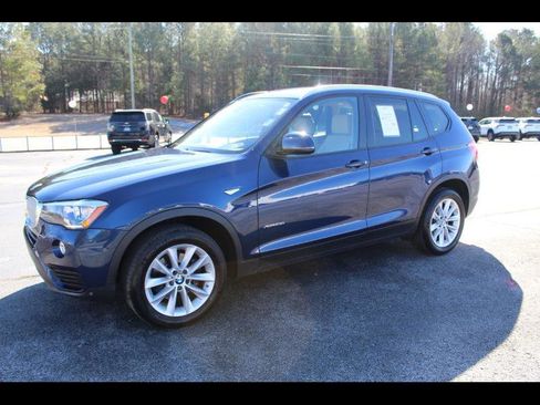 Used 2017 BMW X3 xDrive28i image 1