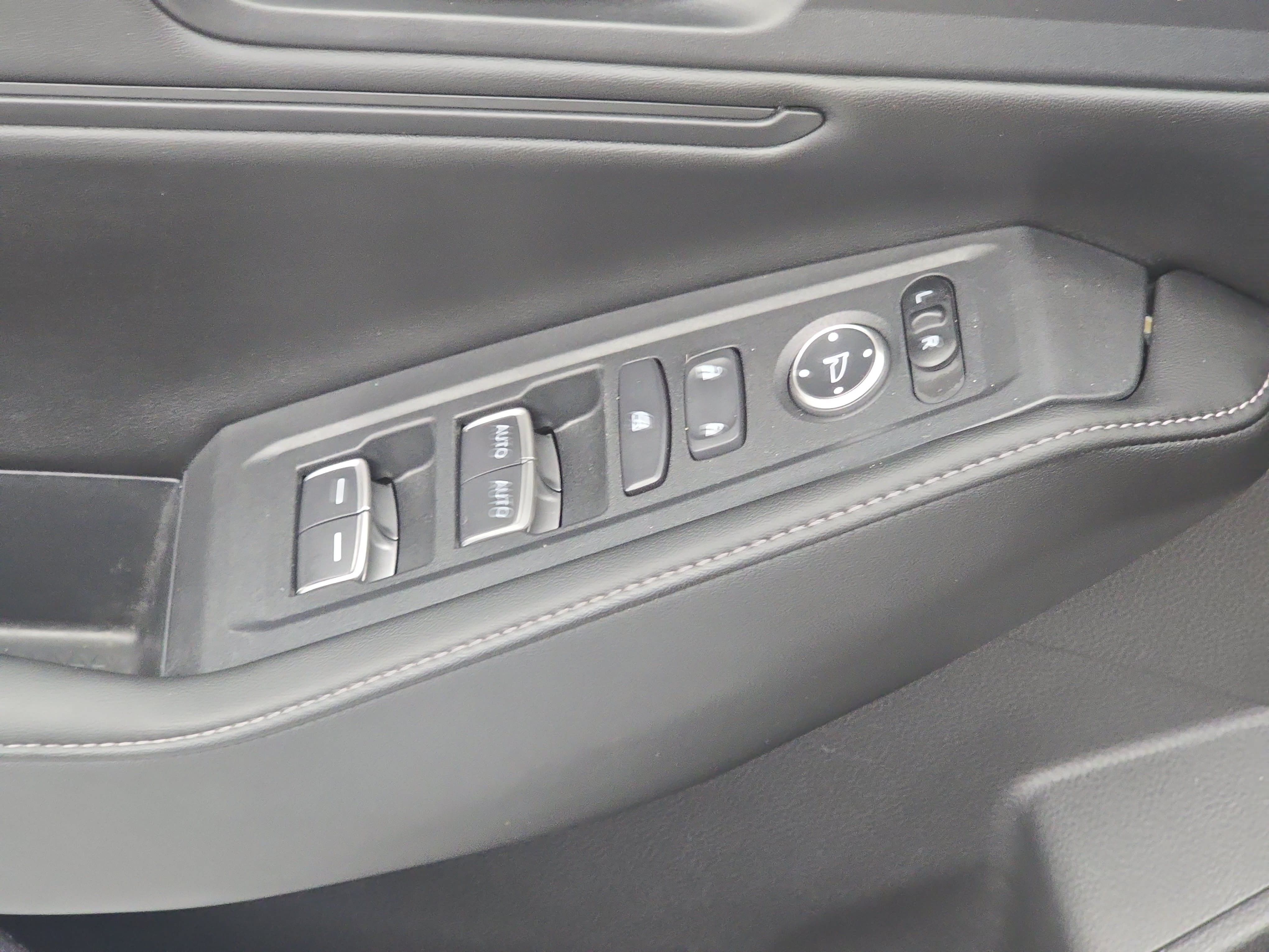 Certified 2025 Honda Accord Sport image 24