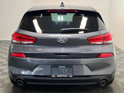 Used 2018 Hyundai Elantra GT Sport image 21