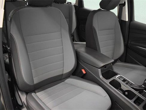 Used 2018 Ford Escape S image 6