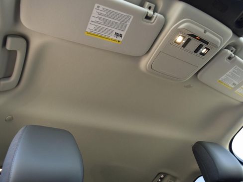 New 2026 Ford Explorer Active w/ Active Comfort Package image 26