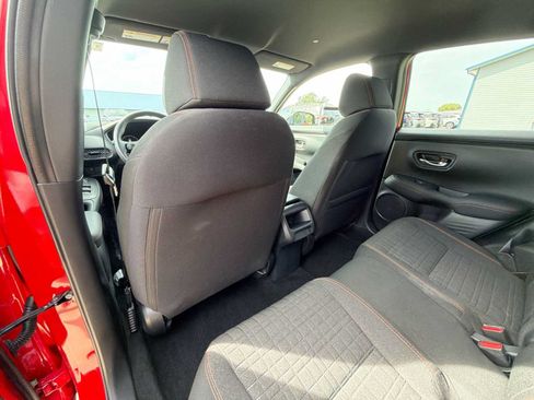 Used 2025 Honda HR-V Sport image 15