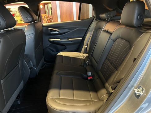 New 2026 Buick Envista Avenir FWD image 18