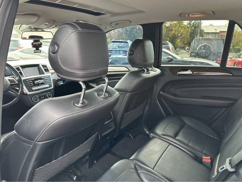 Used 2013 Mercedes-Benz ML 350 4MATIC w/ Premium 1 Pkg image 29