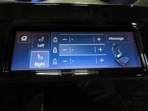 Used 2023 Lincoln Navigator L Reserve w/ Equipment Group 201A image 12