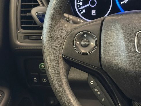Used 2018 Honda HR-V LX image 27