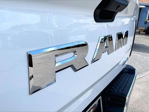 Used 2026 RAM 2500 Tradesman w/ Chrome Appearance Group AWD/4WD image 31