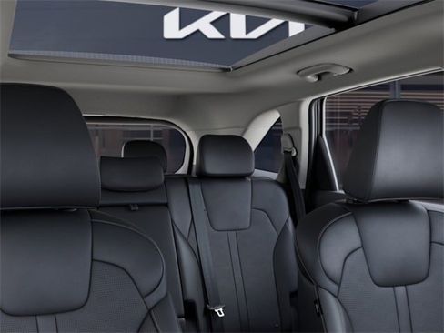 Certified 2024 Kia Sorento S w/ Panoramic Sunroof Package image 27