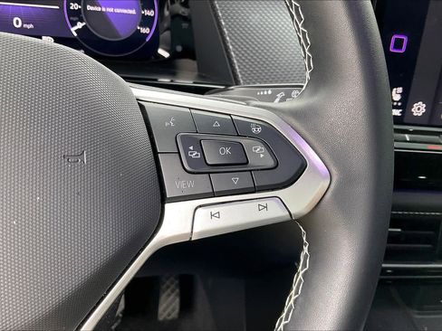 Used 2024 Volkswagen Atlas Cross Sport SEL image 25