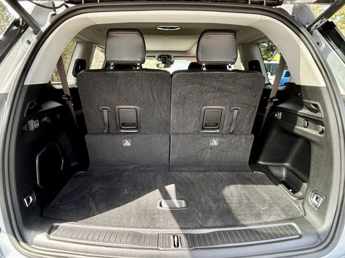 Used 2021 Jeep Grand Cherokee L Limited w/ Trailer Tow Group (B) image 10