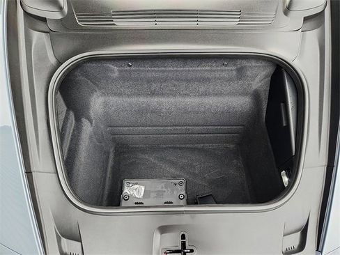 Used 2024 Porsche 911 Carrera S image 30