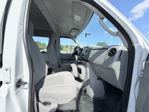 Used 2013 Ford E-150 and Econoline 150 w/ PWR Group RWD image 17