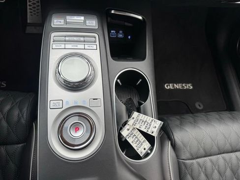 Certified 2024 Genesis GV70 3.5T Sport w/ Sport Advanced Package AWD/4WD image 34