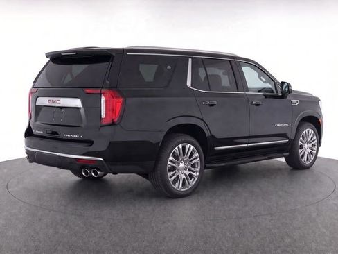 Used 2024 GMC Yukon Denali AWD/4WD image 3