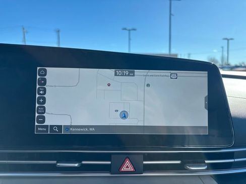 Certified 2025 Hyundai Elantra Limited image 20