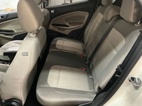 Used 2021 Ford EcoSport SE w/ SE Convenience Package FWD image 12