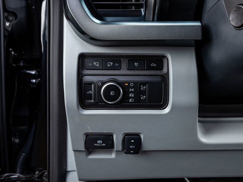 Used 2024 Ford F250 Limited w/ FX4 Off-Road Package image 19