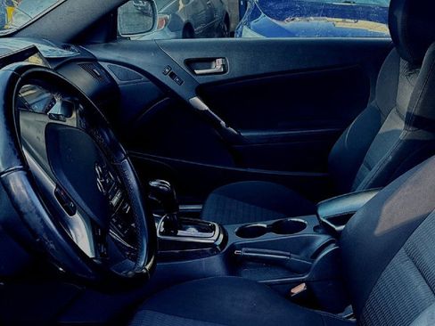 Used 2014 Hyundai Genesis 2.0T image 14