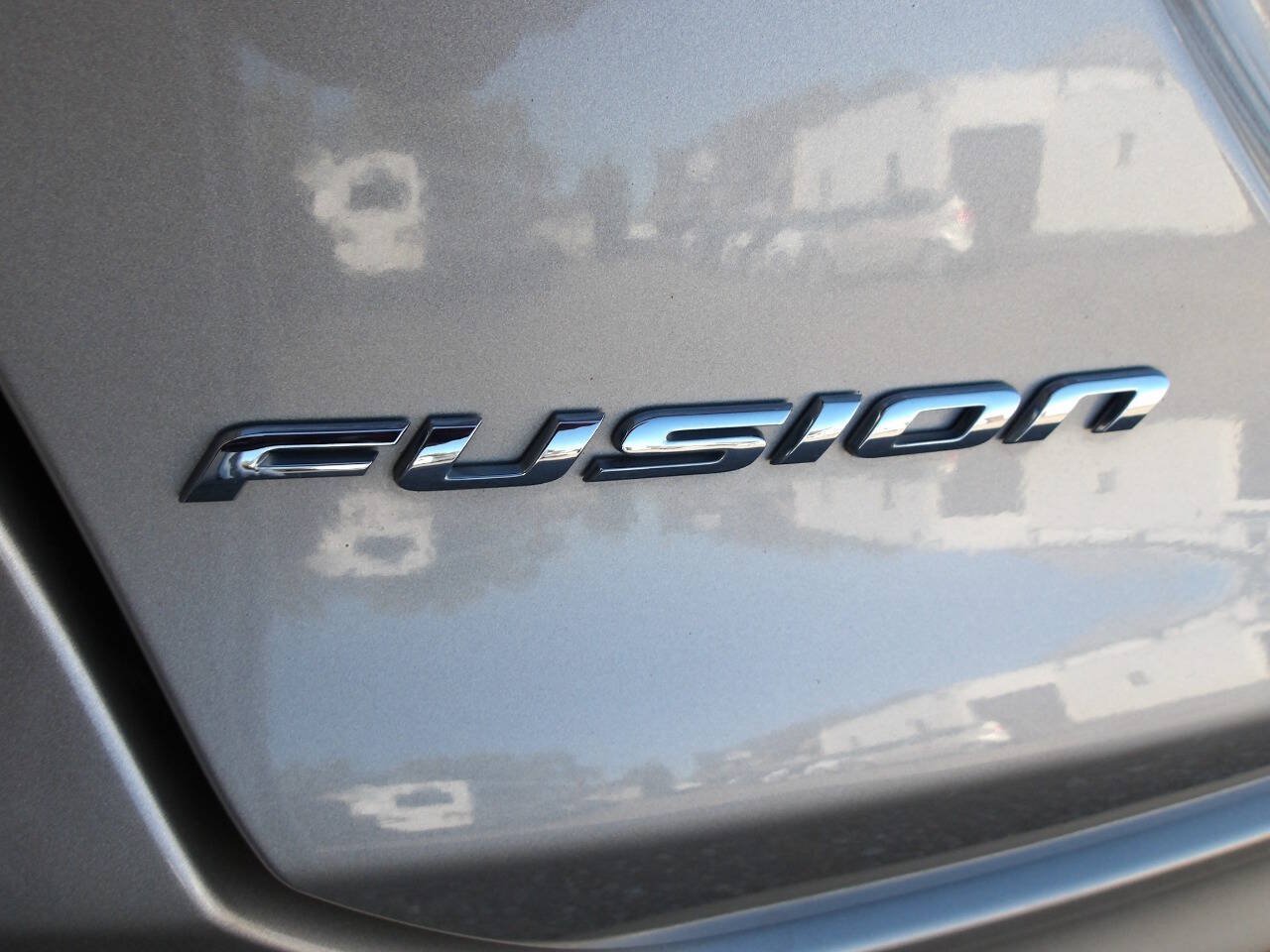 Used 2018 Ford Fusion S FWD image 35