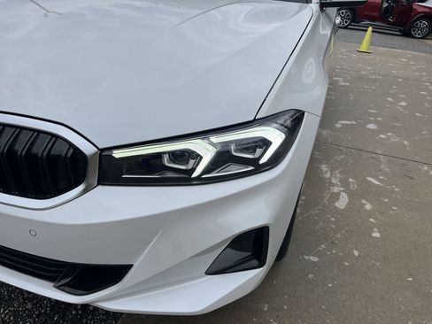 Certified 2025 BMW 330i Sedan image 11