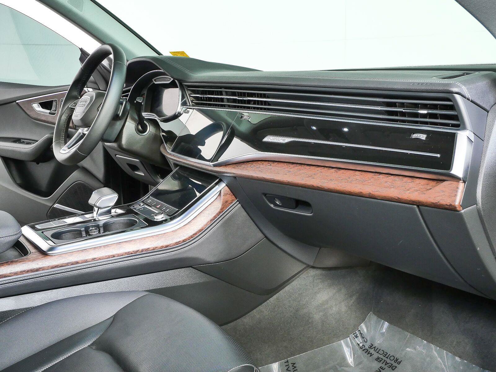 Used 2023 Audi Q8 Premium Plus w/ Premium Plus Package AWD/4WD image 27