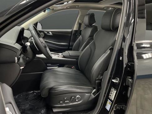 Used 2023 Genesis GV80 3.5T Advanced + w/ Cargo Package image 4