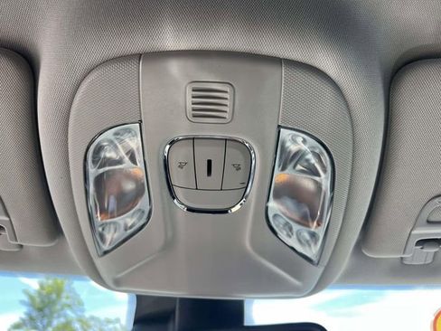 Certified 2022 Jeep Compass Limited AWD/4WD image 29