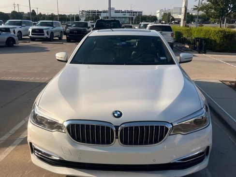 Used 2018 BMW 530e RWD image 3