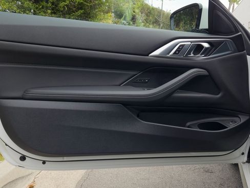 Used 2023 BMW 430i Convertible w/ Premium Package image 13