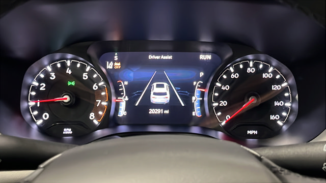 Used 2025 Jeep Compass Limited AWD/4WD image 16
