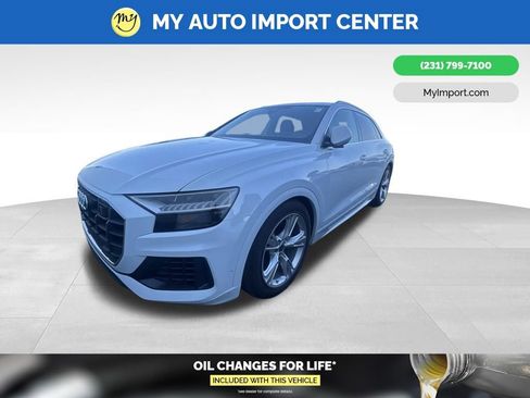 Used 2023 Audi Q8 Prestige AWD/4WD image 2
