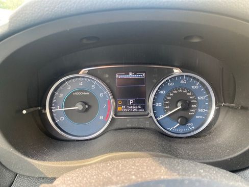Used 2017 Subaru Crosstrek 2.0i Limited AWD/4WD image 9