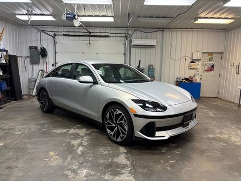 New 2025 Hyundai Ioniq 6 SEL image 7