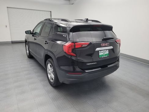 Used 2021 GMC Terrain SLE w/ Driver Convenience Package FWD image 5