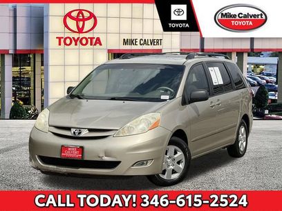 Used 2010 Toyota Sienna XLE