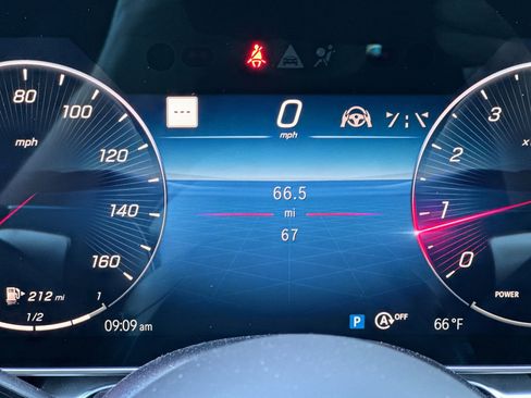 New 2025 Mercedes-Benz S 580 4MATIC Sedan image 30