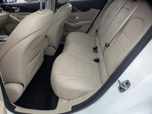 Certified 2022 Mercedes-Benz GLC 300 image 15