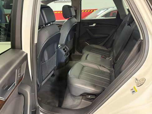 Used 2018 Audi Q5 2.0T Premium Plus w/ Premium Plus Package AWD/4WD image 30