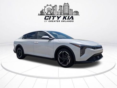 New 2026 Kia K4 EX FWD image 9