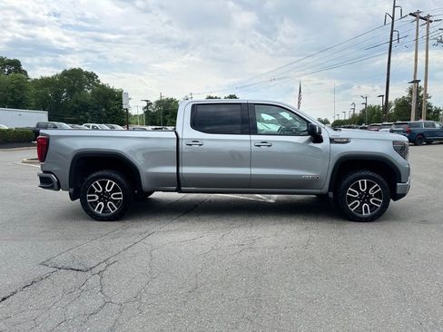 Used 2023 GMC Sierra 1500 AT4 w/ AT4 Preferred Package AWD/4WD image 7