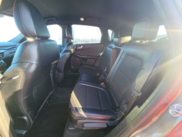 Used 2025 Ford Escape ST-Line FWD image 14