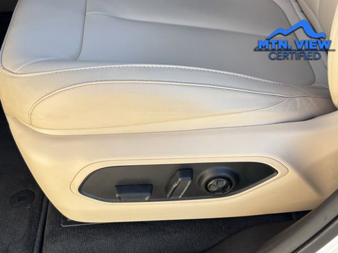 Used 2023 Jeep Grand Cherokee 4WD 4xe image 19